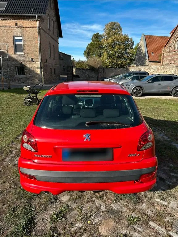 Peugeot 206