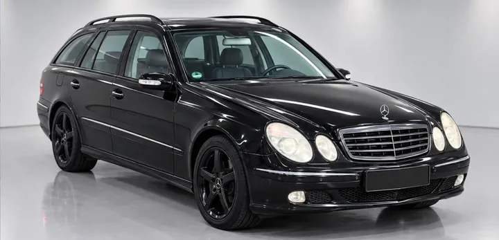 Mercedes-Benz E 220