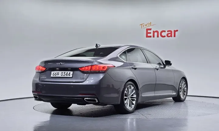 Hyundai Genesis