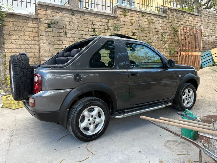 Land Rover Freelander