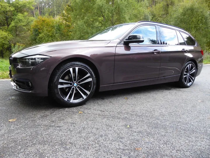 BMW 320