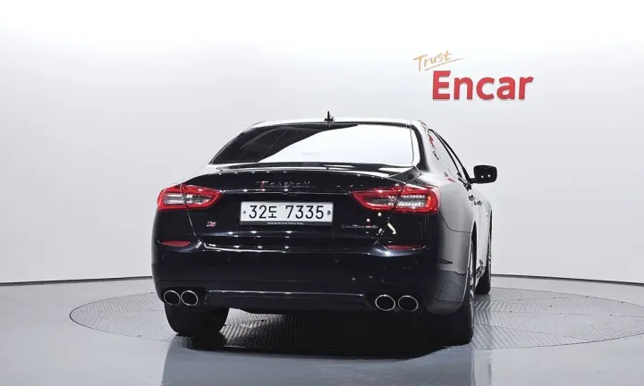 Maserati Quattroporte