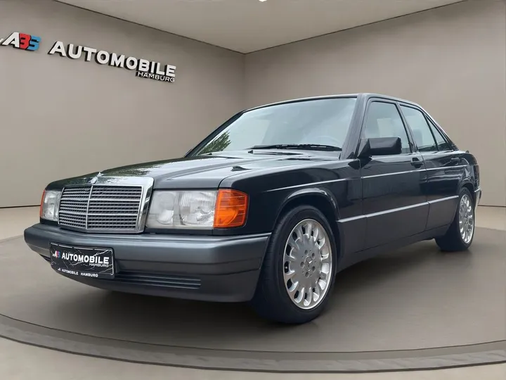 Mercedes-Benz 190