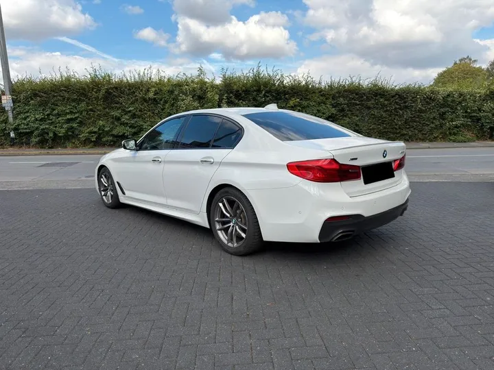 BMW 530