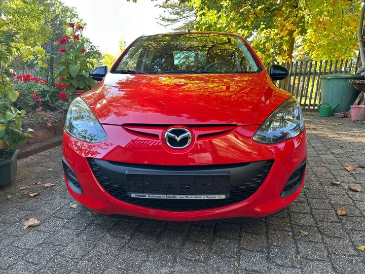 Mazda 2
