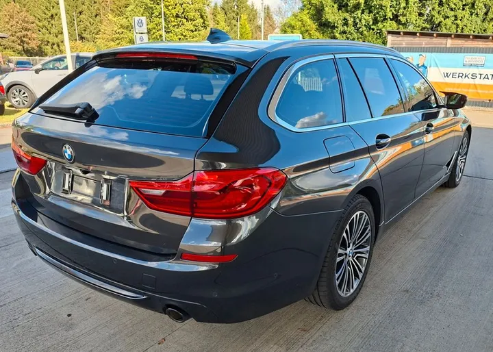 BMW 520