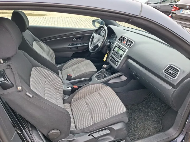 Volkswagen Eos