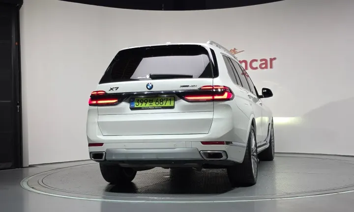 BMW X7