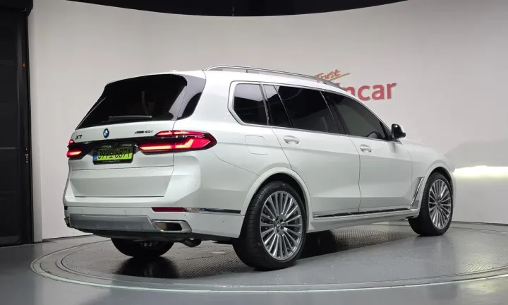 BMW X7
