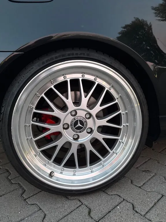 Mercedes-Benz CLK 320