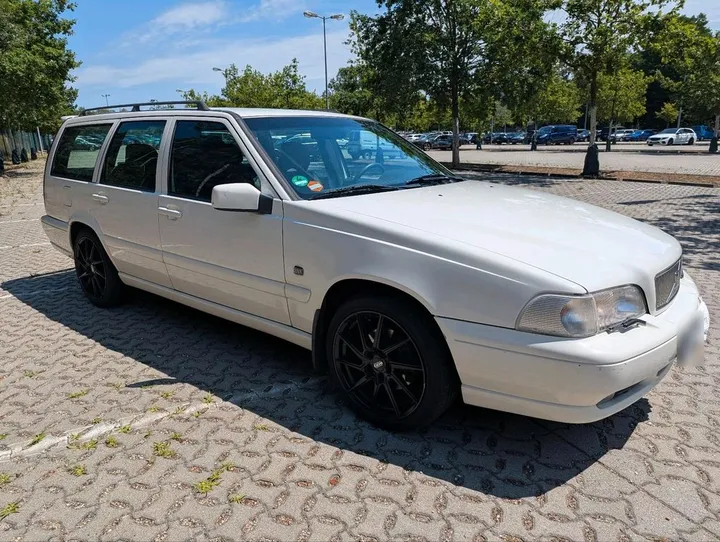 Volvo V70