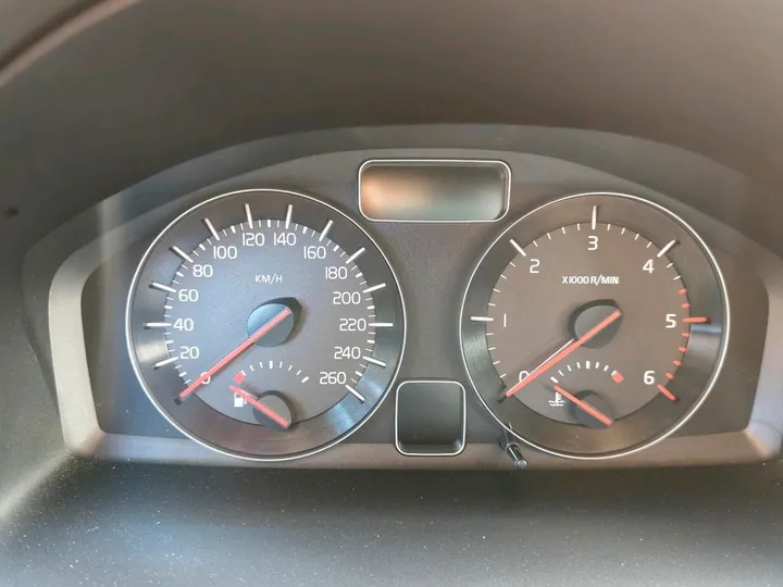 Volvo V50