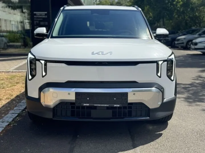 Kia EV2