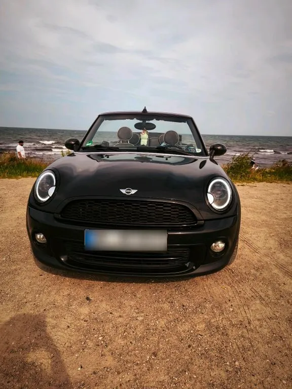 MINI Cooper Cabrio