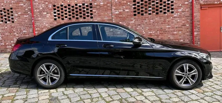 Mercedes-Benz C 200