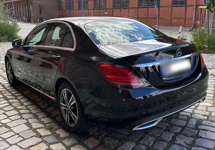 Mercedes-Benz C 200