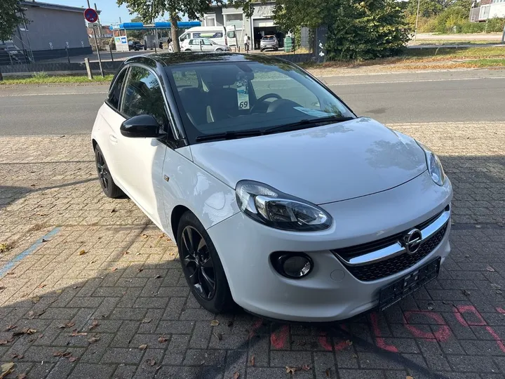 Opel Adam
