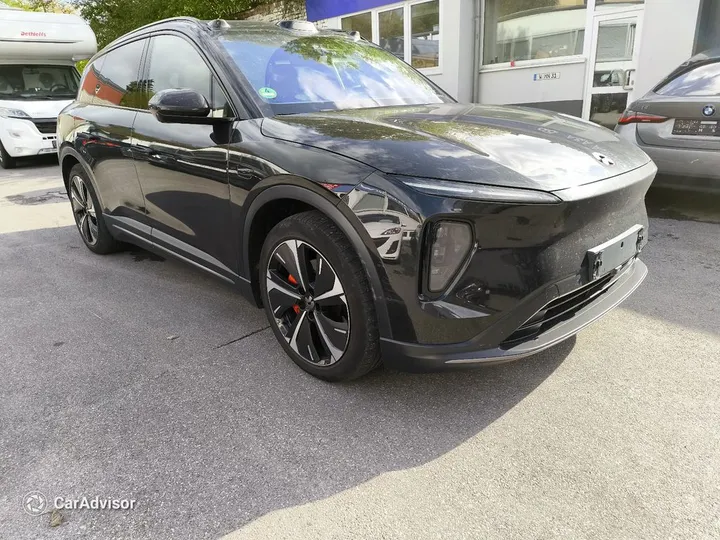 NIO EL6