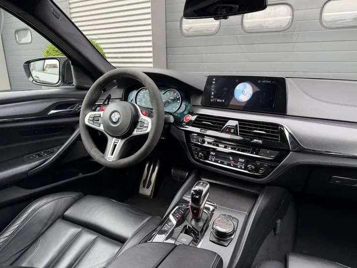 BMW M5