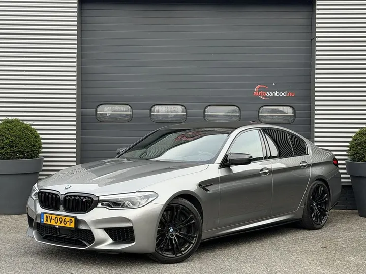 BMW M5