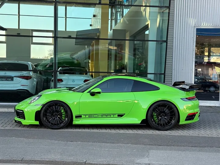 Porsche 992