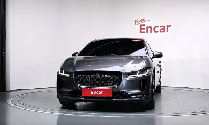 Jaguar I-PACE