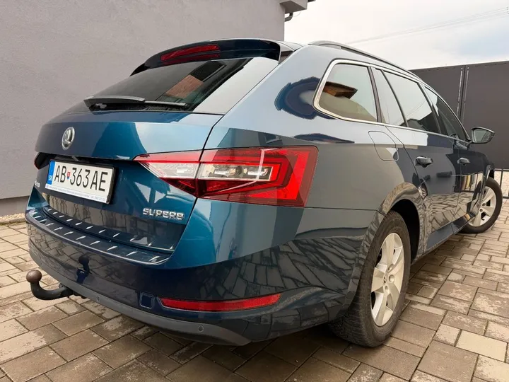 Škoda Superb