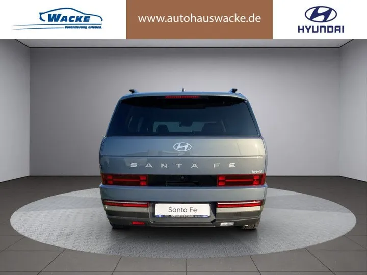 Hyundai SANTA FE