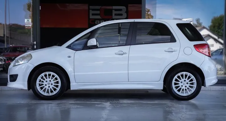 Suzuki SX4