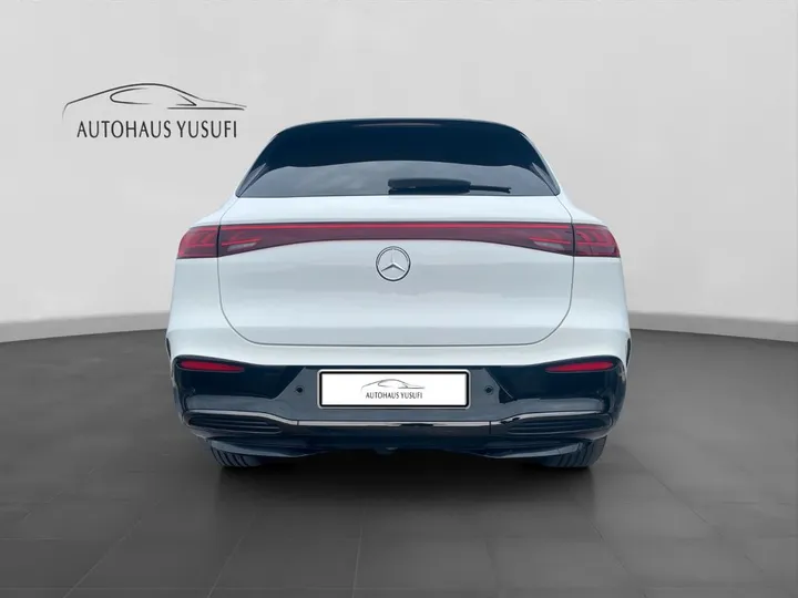 Mercedes-Benz EQS SUV