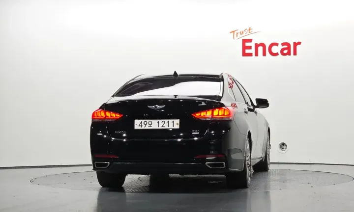 Hyundai Genesis