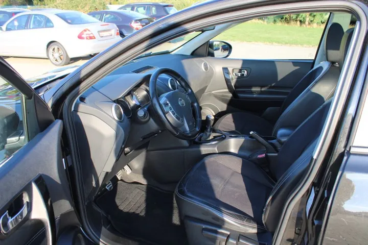 Nissan Qashqai+2