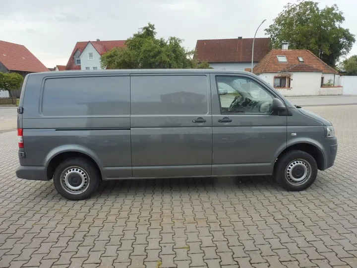 Volkswagen T5 Transporter