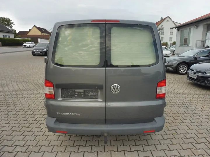 Volkswagen T5 Transporter