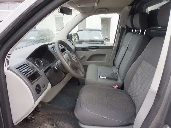 Volkswagen T5 Transporter