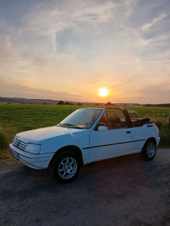 Peugeot 205