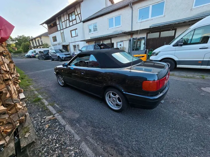 Audi 80