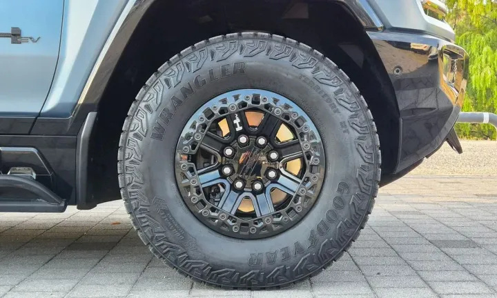 GMC Hummer EV