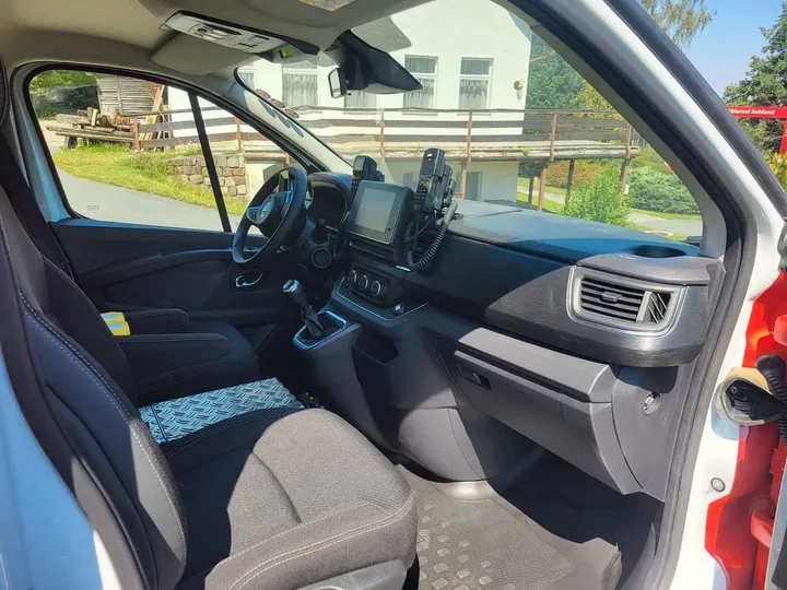 Nissan Primastar