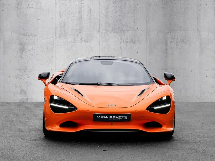 McLaren 750S