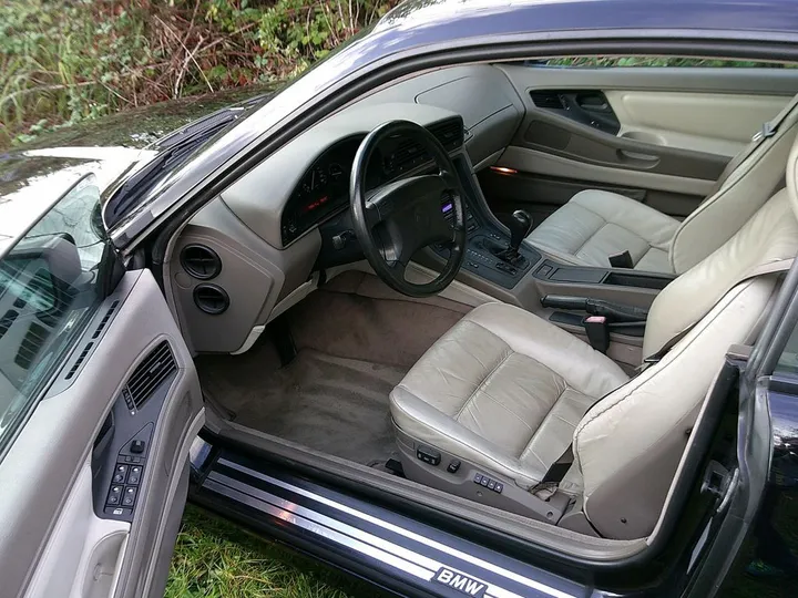 BMW 850