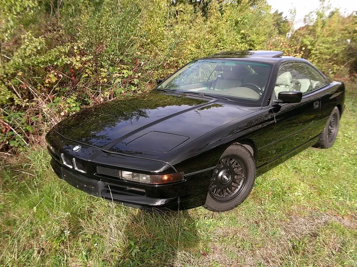 BMW 850
