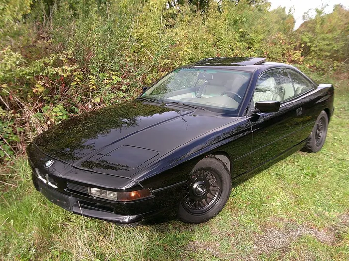 BMW 850