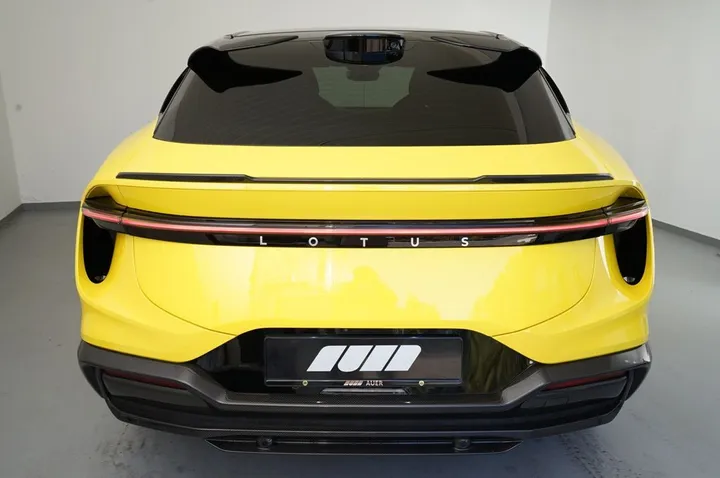 Lotus Eletre