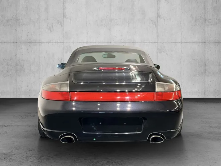 Porsche 996