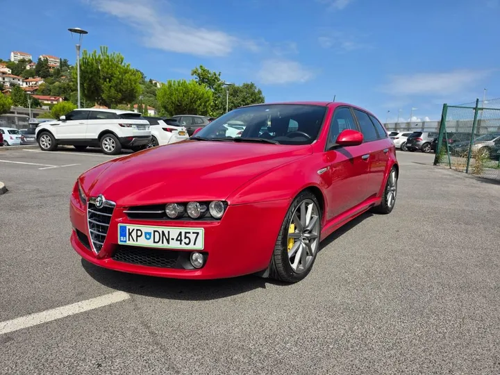 Alfa Romeo 159
