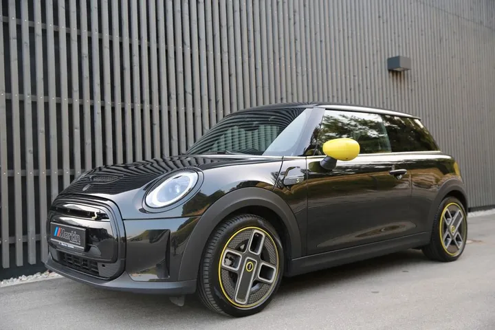 MINI Cooper SE