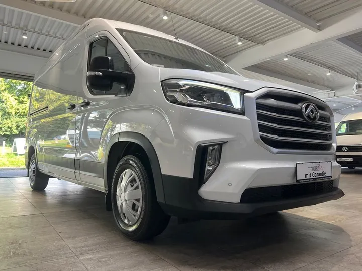 Maxus Deliver 9