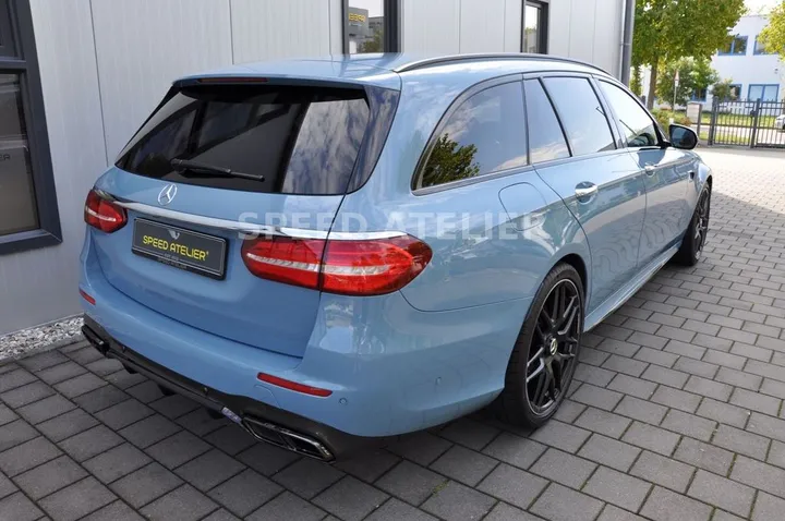 Mercedes-Benz E 63 AMG