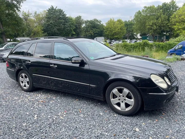 Mercedes-Benz E 280